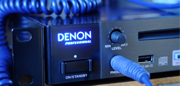 Test odtwarzacza sieciowego Denon DN-700C.