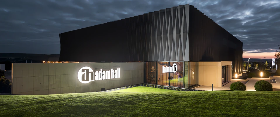 Adam Hall Experience Center 
wyróżnione w konkursie ADC 2019