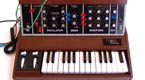 Lego Minimoog - działający kontroler MIDI