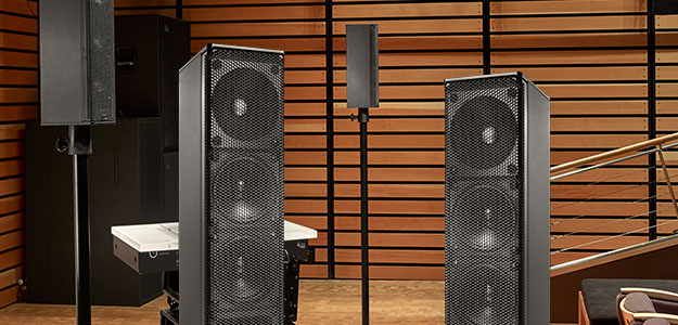Ultrakompaktowe systemy instalacyjne od Meyer Sound - UP-4slim