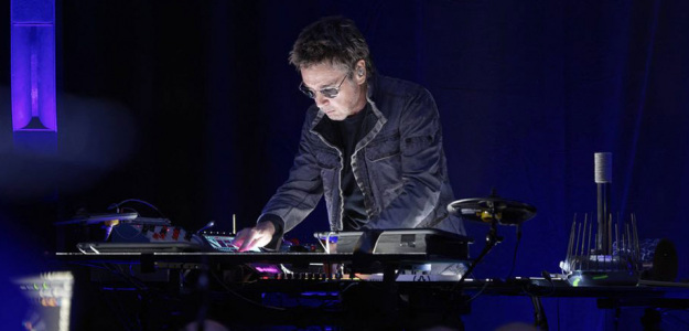 Jean-Michel Jarre i jego nowy immersyjny live-projekt „Oxymore” 
