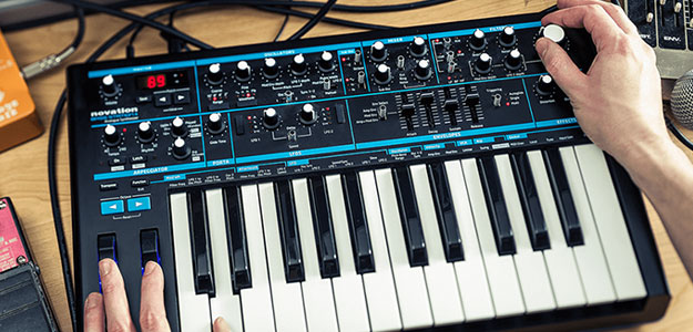 Novation aktualizuje oprogramowanie syntezatora Bass Station II