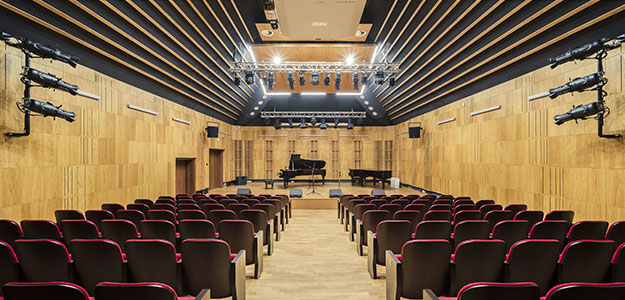 Ciekawe instalacje: Systemy L-Acoustics w sali koncertowej szkoły muzycznej w Zambrowie