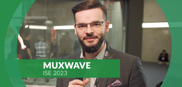 MUXWAVE – ekran ledowy wyglądający jak hologram