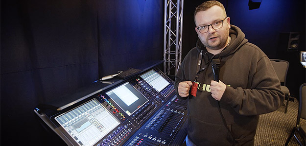 Jaka konsoleta do teatru? Krótki video tutorial DiGiCo Quantum 338T