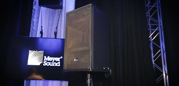 ULTRA-X - nowy point source od Meyer Sound