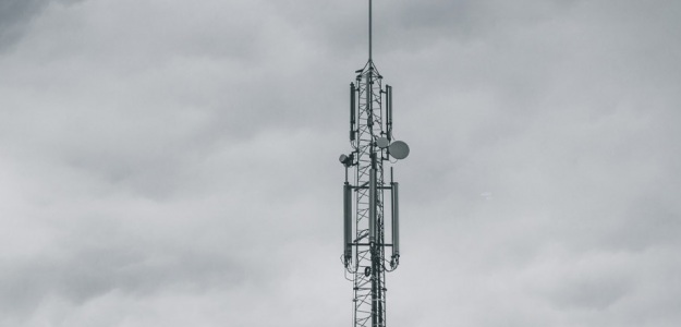 Pasmo 5G LTE w kontekście systemów bezprzewodowych według Shure