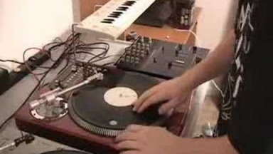 JohnBeez on Controller One / Loop Pedal