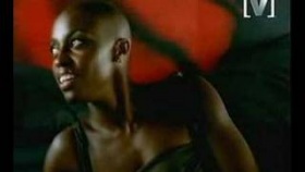 UNDRESS ME NOW - Morcheeba