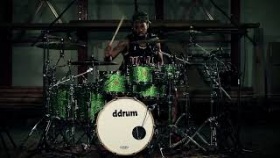 Dios Maple in emerald green sparkle