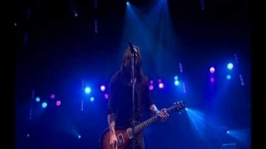 11. Alter Bridge - Blackbird LIVE