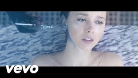 Brodka - Horses (Official Video)